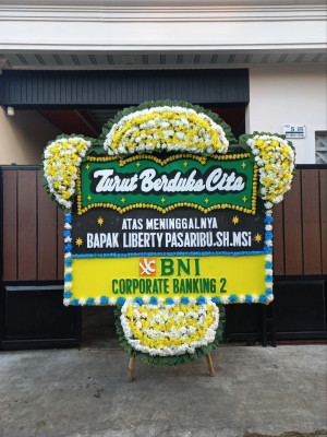 Papan Bunga Duka di Timbangan