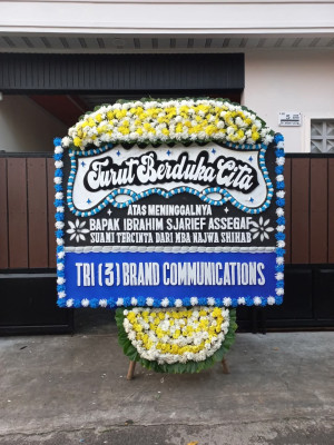 Papan Bunga Duka di Timbangan